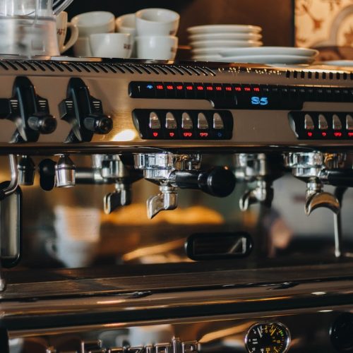 Espressomaskin Coffee Queen: Den ultimata kaffemaskinen för espressofantaster!