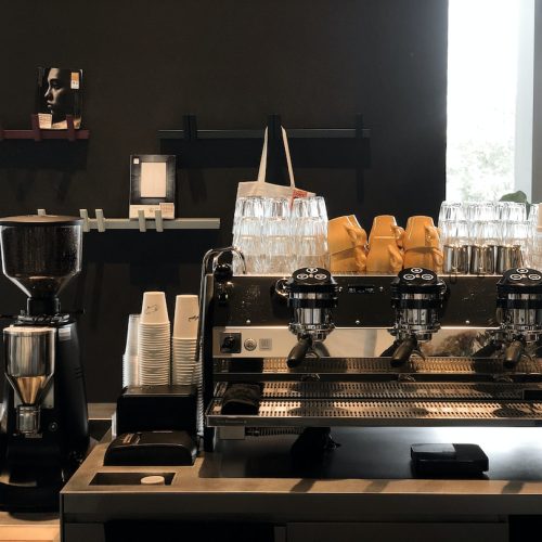 Guide till Lattemaskiner: Allt du behöver veta om kaffemaskiner för att göra lattes