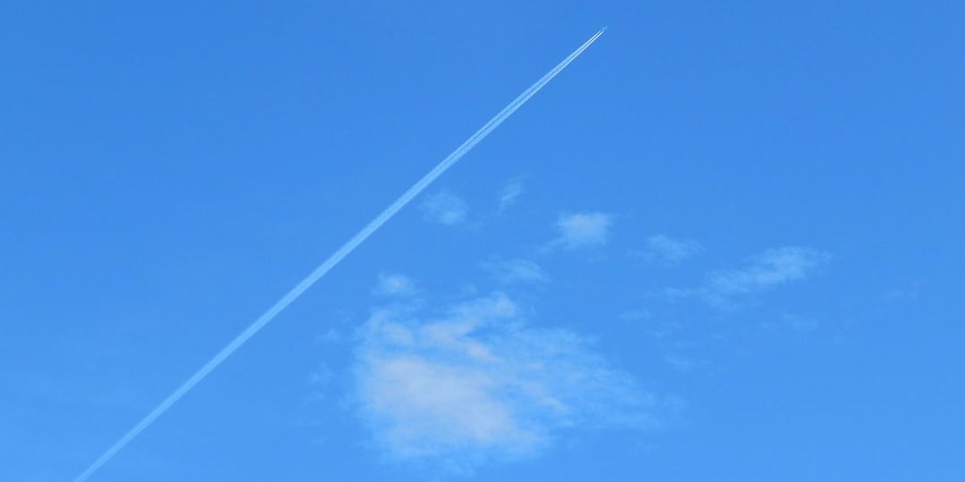 1695748043