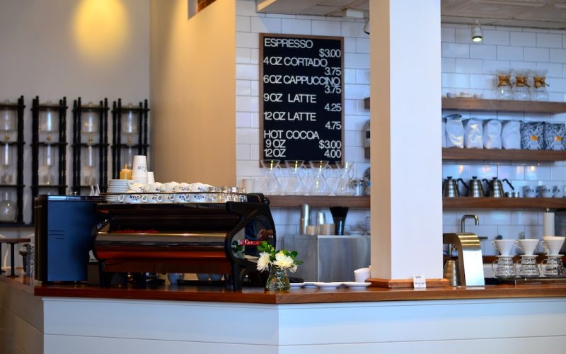 Liten espressomaskin: Perfekt för enkel kaffegenomströmning