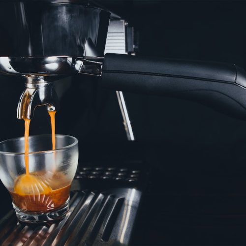En guide till att välja den bästa espresso maskinen