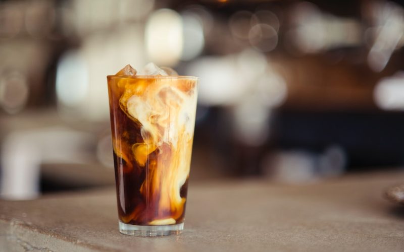 De vanligaste tillsatserna till kaffe: En översikt